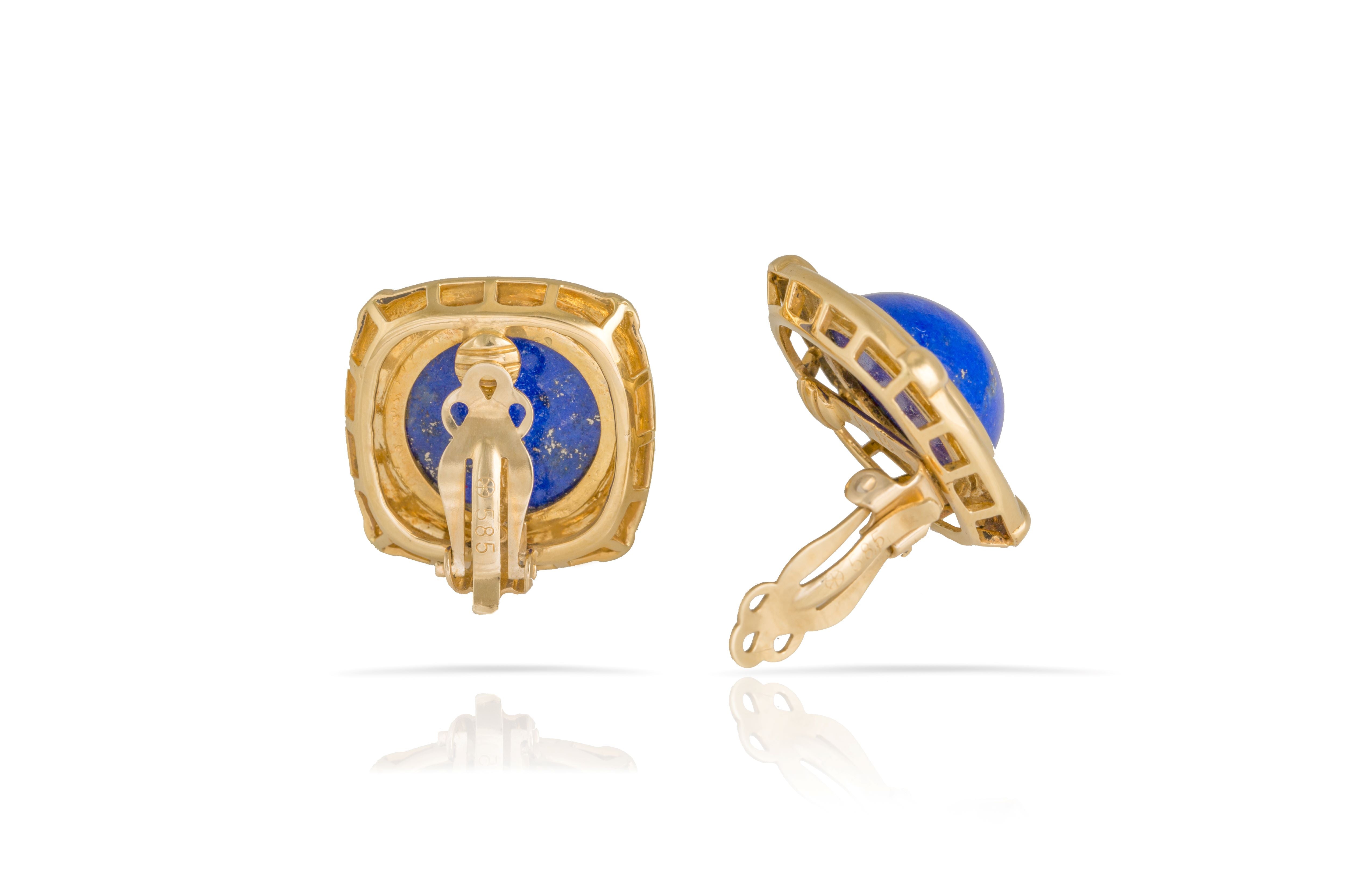 Clip-on closure on vintage 18ct gold earrings with lapis lazuli.