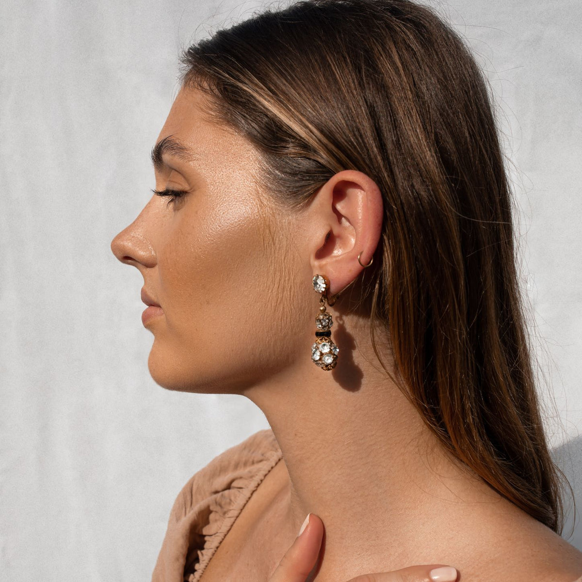 Boucles D'oreilles Fantaisie Vintage Années 1960/1970 - Occasion En Bon état Général