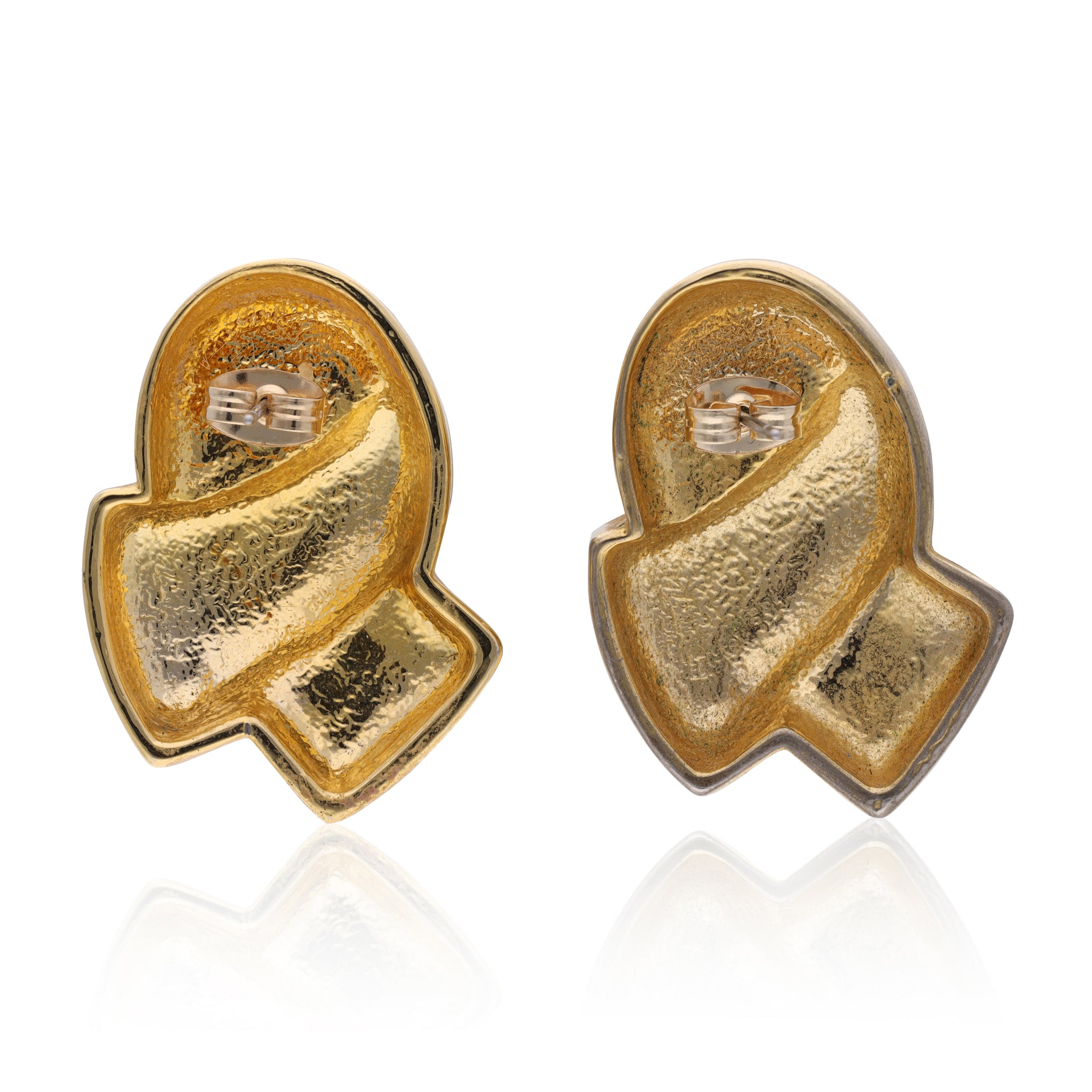 Vintage gold mini ribbon knot earrings 