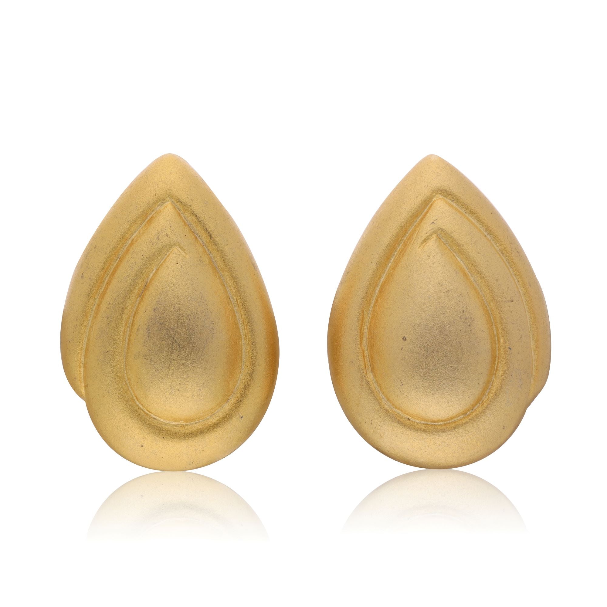 Vintage washed gold teardrops earrings front