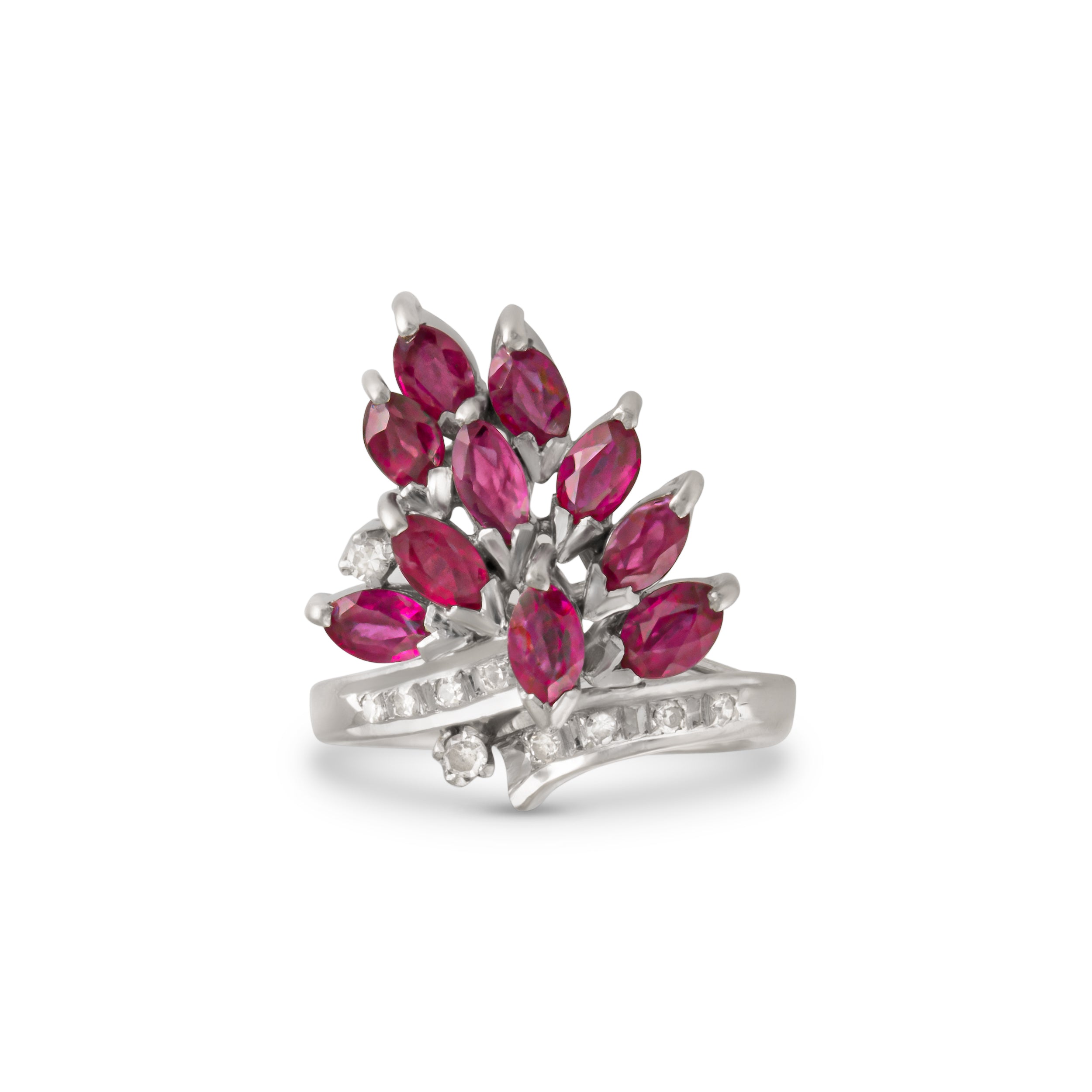 Bague Estate Ruby et Diamond Grapevine