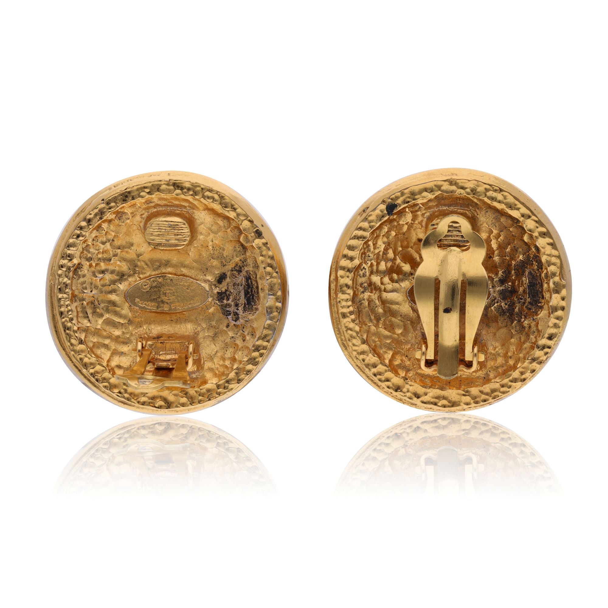 Chanel CC crest rue cambon earrings back