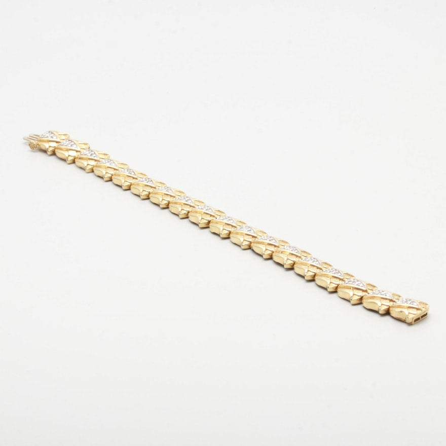 Vintage floral gold diamond bracelet open.