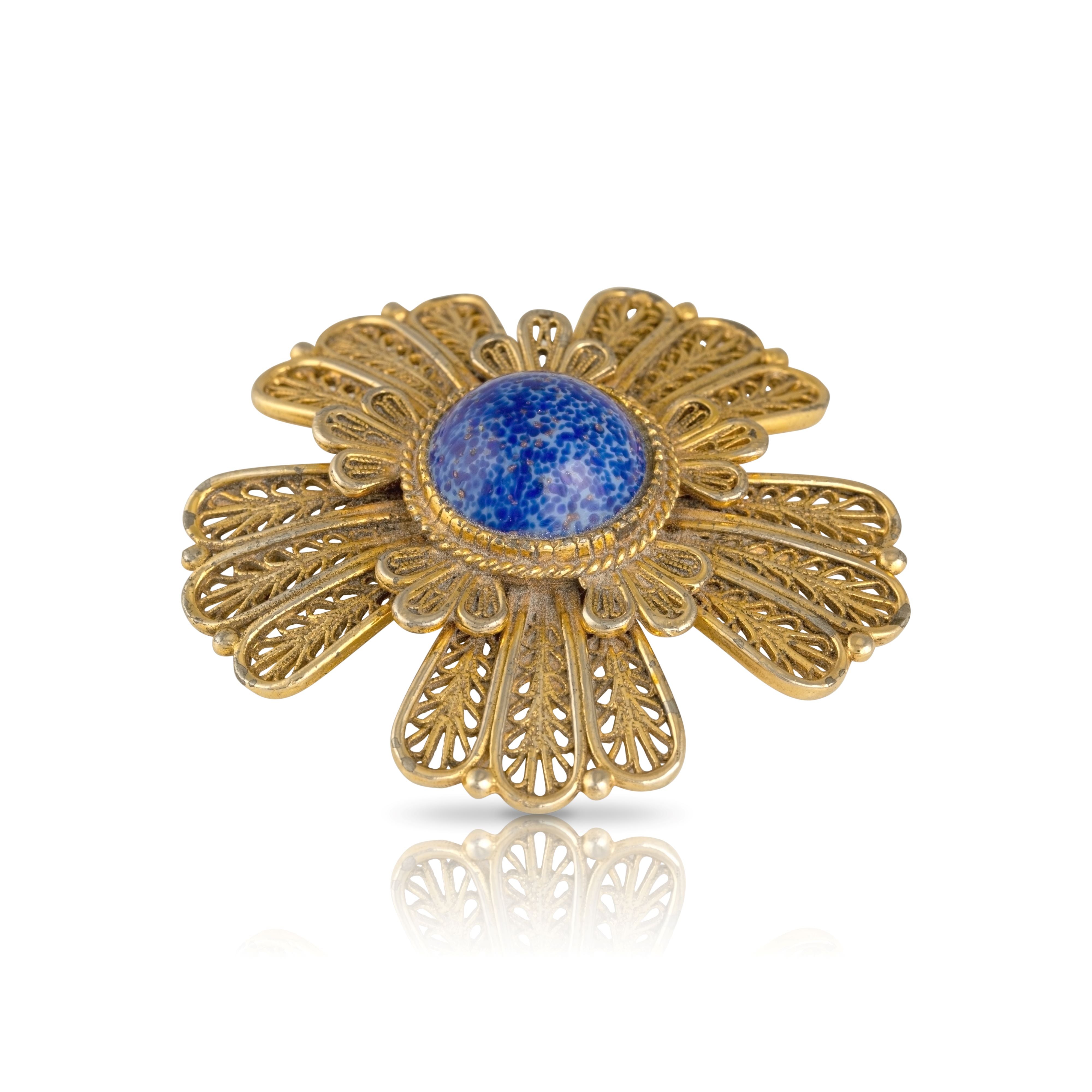 Up front view of the 1960s vintage faux Lapis Lazuli designer brooch