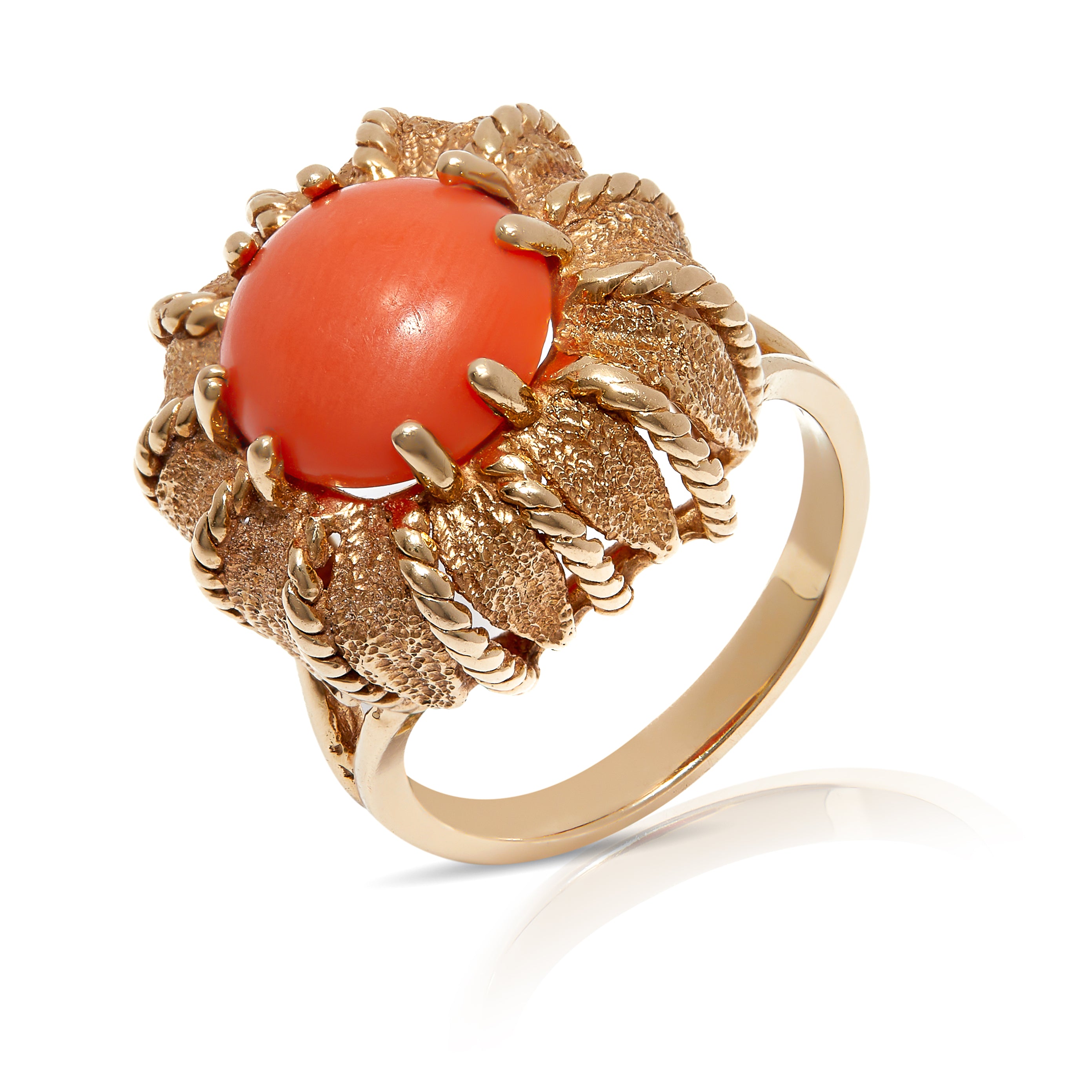 Vintage 14ct gold coral ring in a floral motif.
